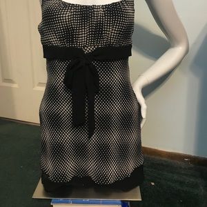 Forever 21 black & cream top